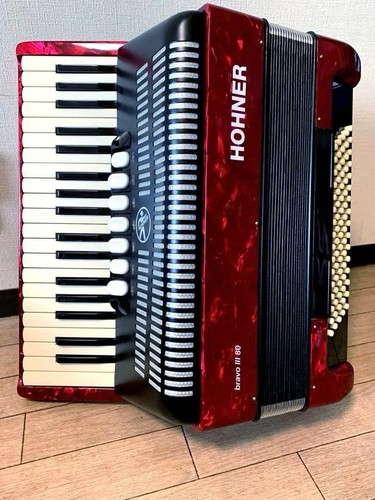 Hohner bravo iii piano - iii, 80